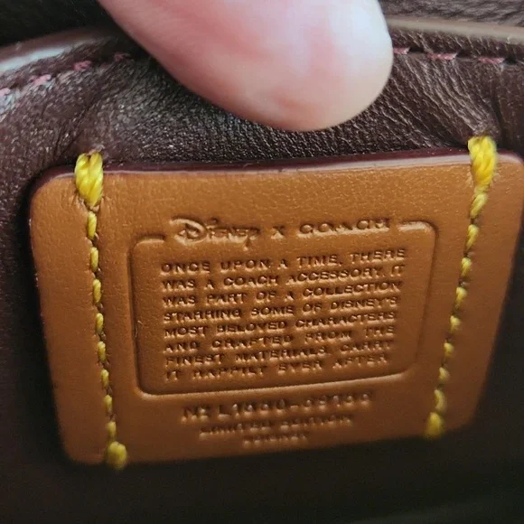 Adorable NWT Coach Disney X Bambi Kisslock Wallet 🤍🦌🩷 - Picture 11 of 16